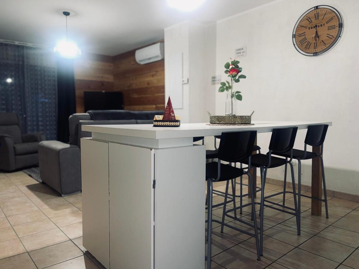 Appartement A 2 Mins Du Centre Sarlat-la-Caneda Exterior photo